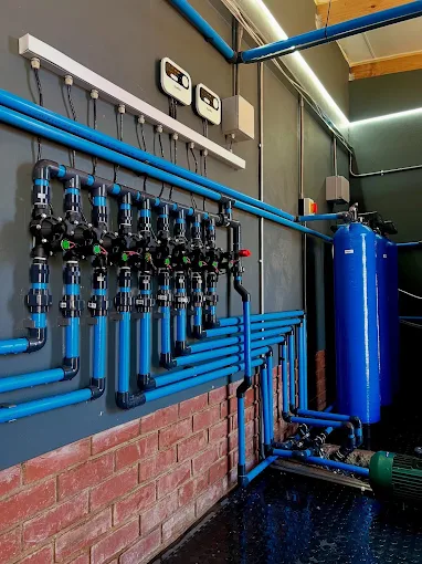Large-scale water filter system installation